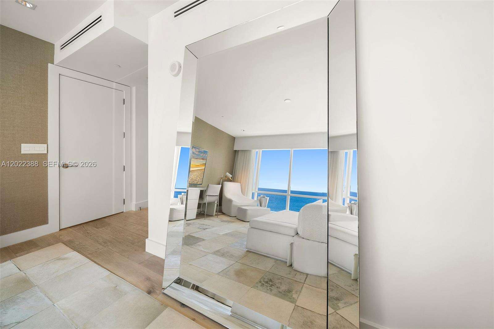 1 Hotel & Homes Unit #PH-1718 | Picture 35