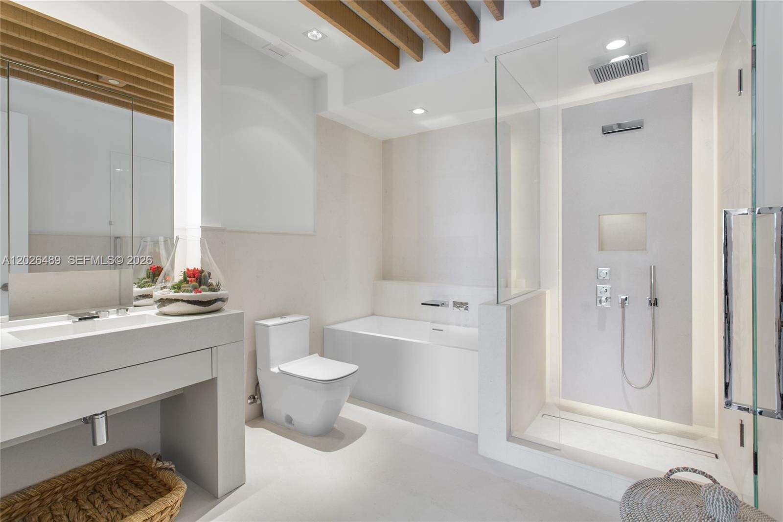 1 Hotel & Homes Unit #PH-1610 | Picture 12