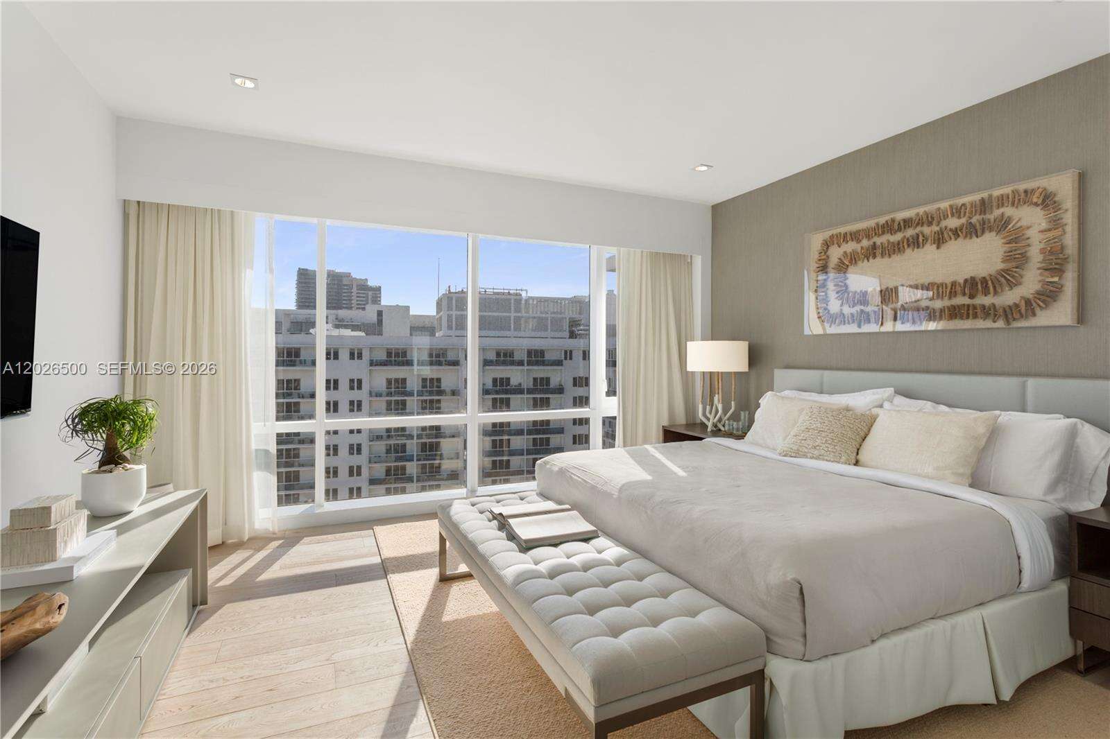 1 Hotel & Homes Unit #PH-1706 | Picture 9