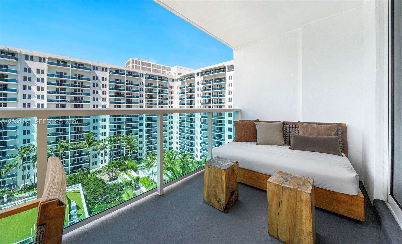 1 Hotel & Homes Unit #1112 | Picture 11
