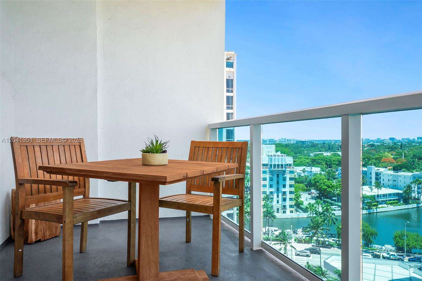 1 Hotel & Homes Unit #1213 | Picture 14