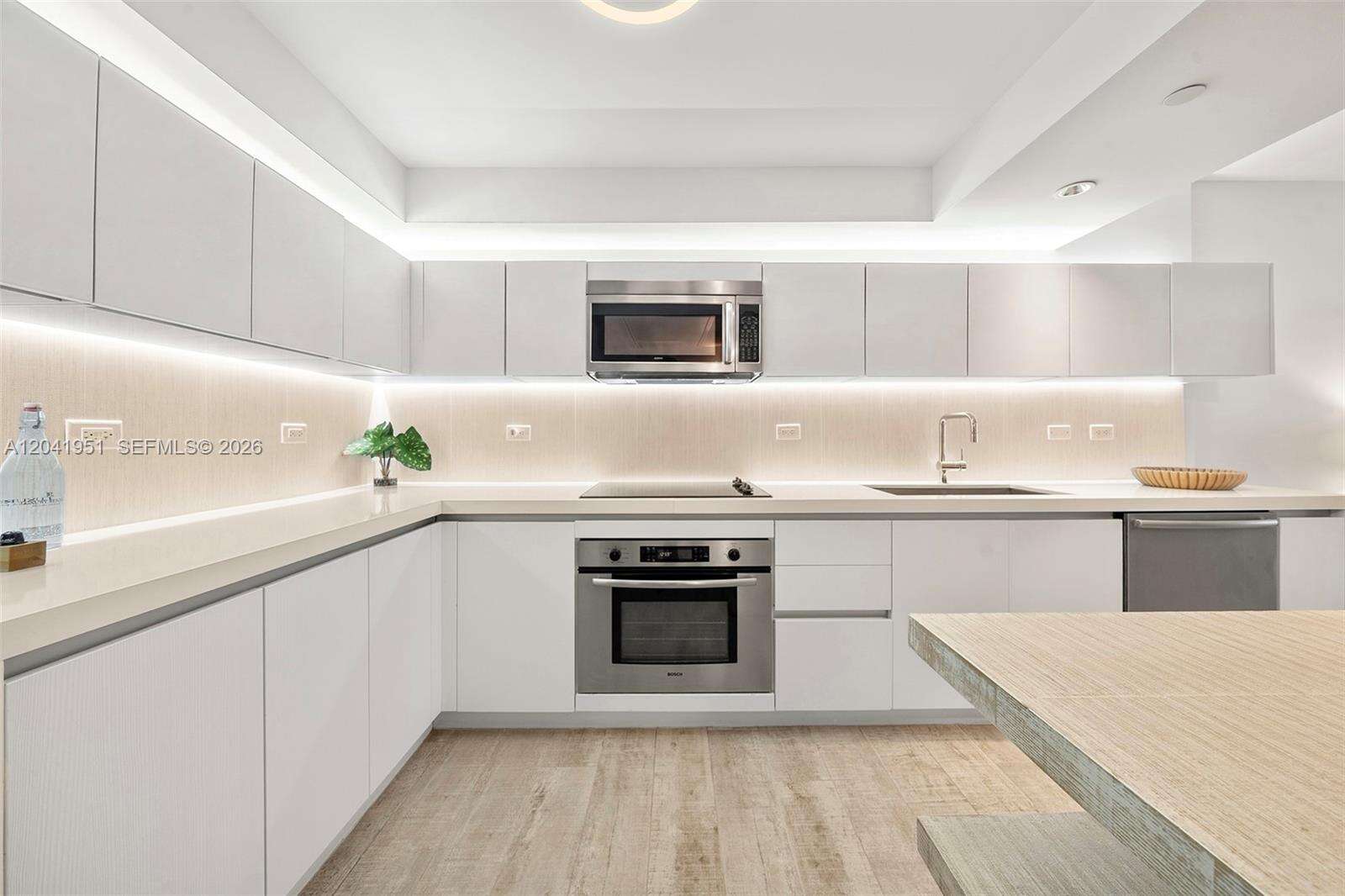 1 Hotel & Homes Unit #1213 | Picture 18