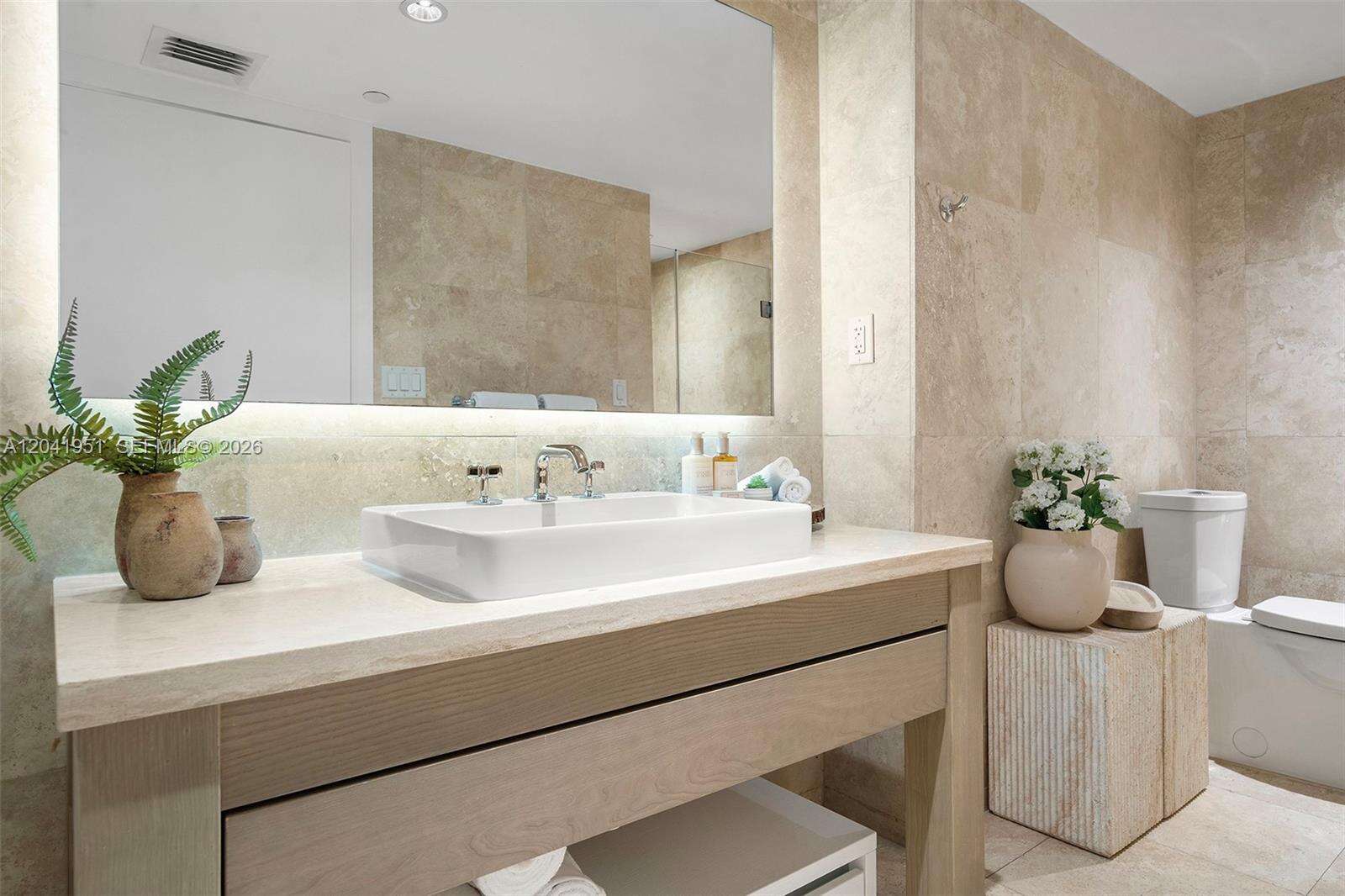 1 Hotel & Homes Unit #1213 | Picture 26