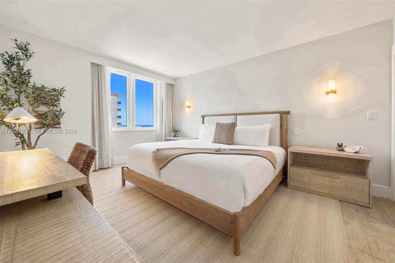 1 Hotel & Homes Unit #1213 | Picture 4