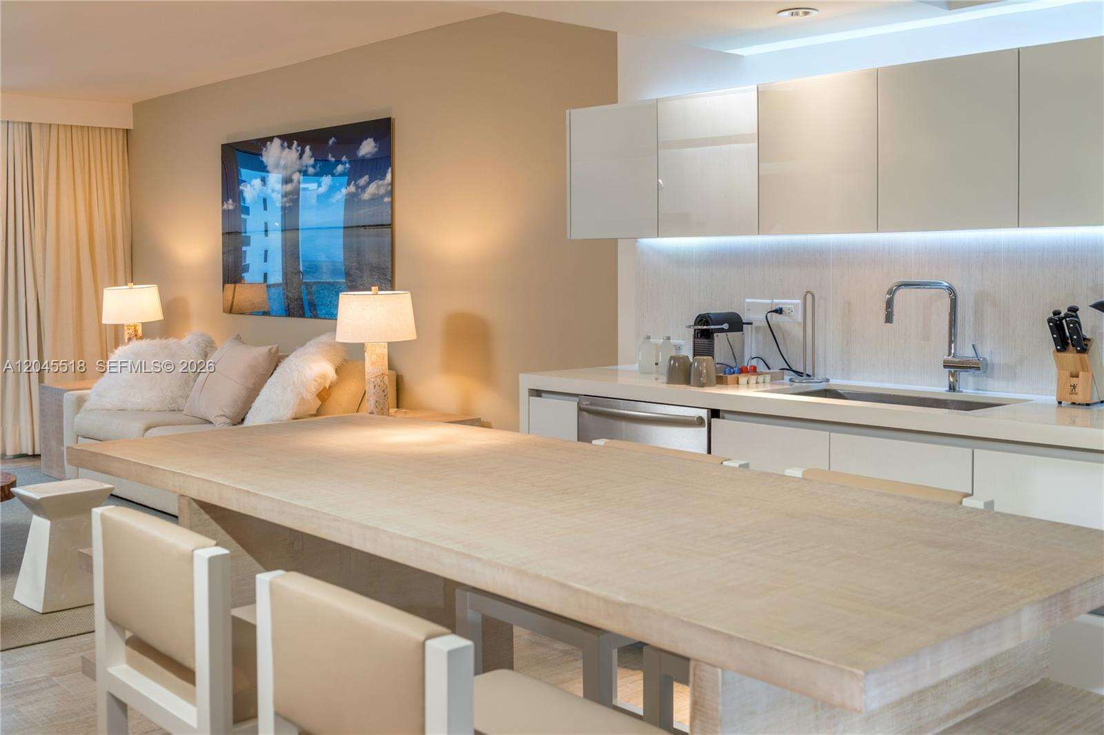 1 Hotel & Homes Unit #1110 | Picture 10